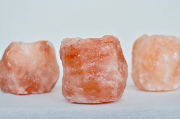 Håndlagd telysholder i saltkrystall fra Himalaya - 3 stykk. Pakkepris!